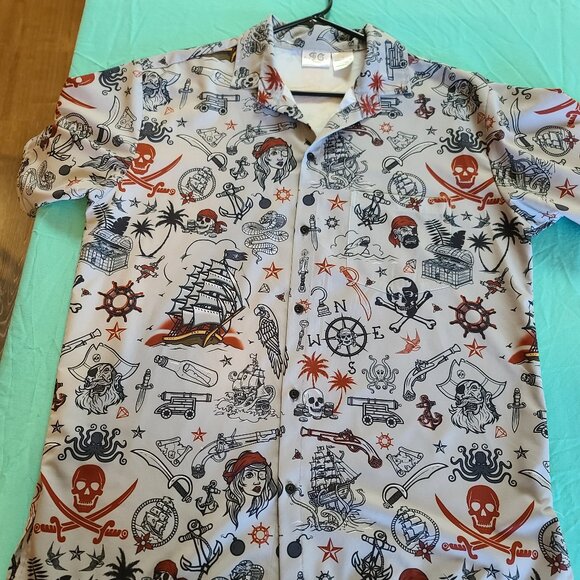 Pirate Print Men's Button Down Shirt NWOT - Picture 1 of 11